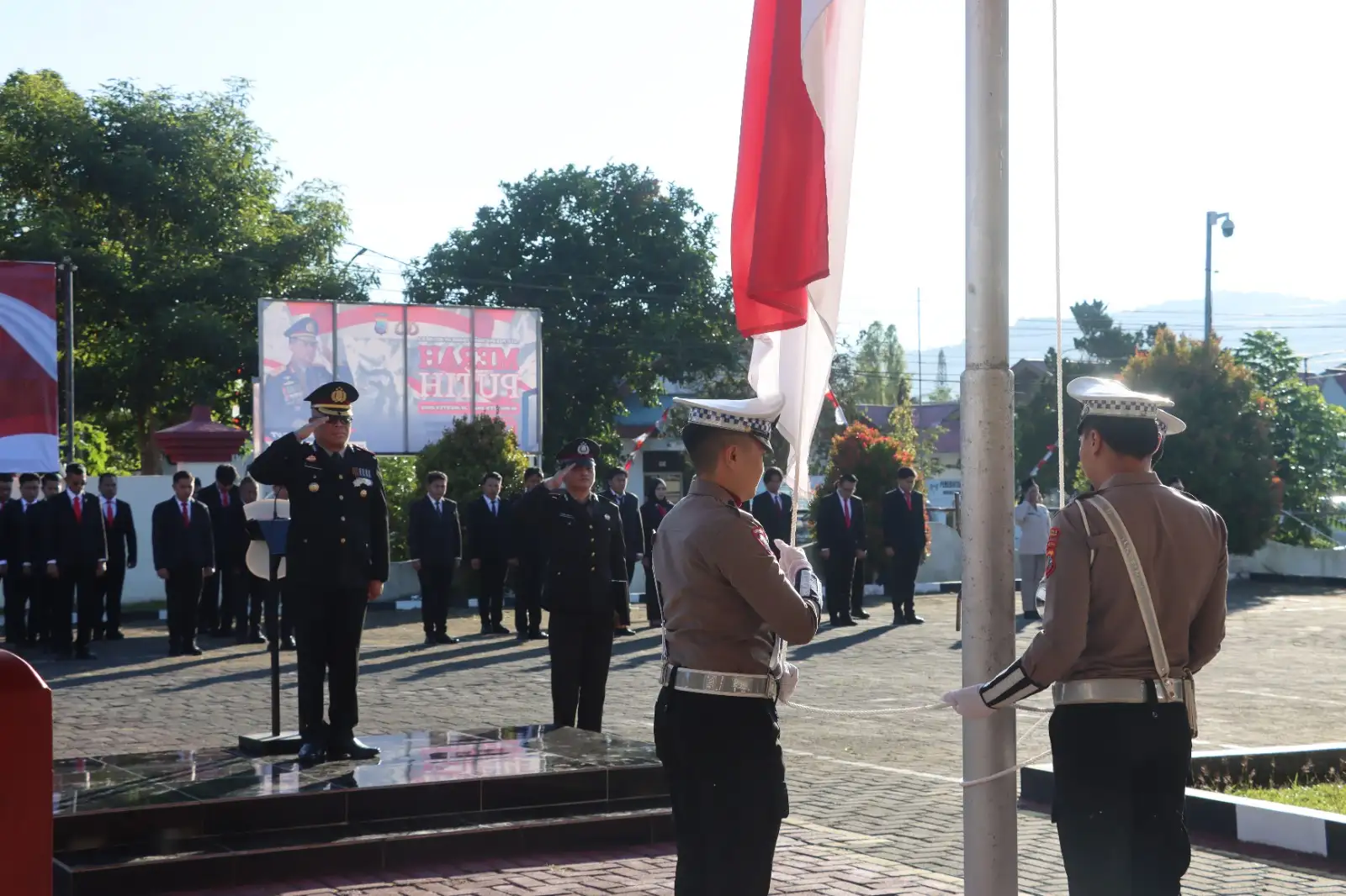 Polres Minahasa Gelar Upacara HUT ke-80 Proklamasi RI
